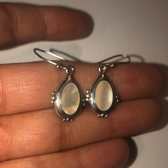 VTG Sterling & Mother of Pearl Shepherds Hook Dangle Earrings 1.6” - Picture 4 of 6